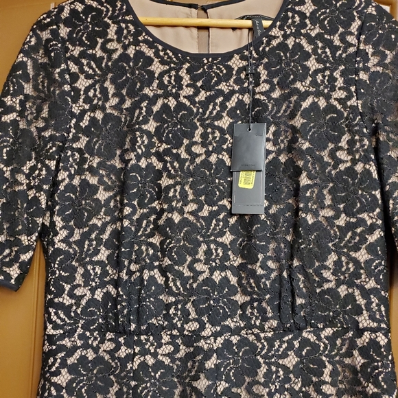 BCBG Max Azria Black Haile Lace Romper. Size Medium. Blank/Tan/Nude. NWT - Picture 5 of 7